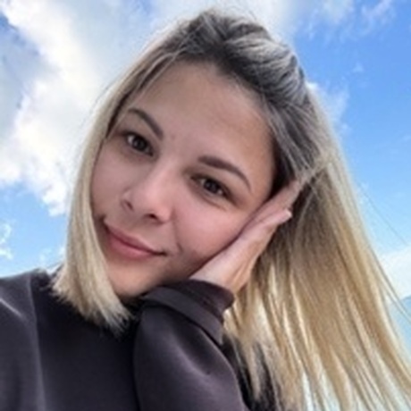 Jennyfer