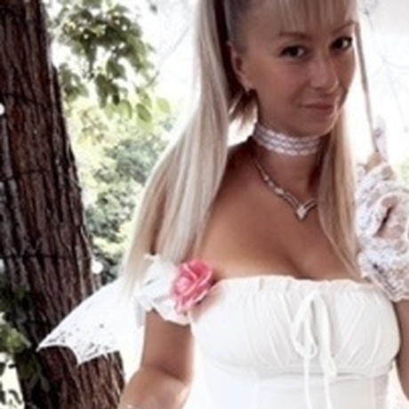 Sophie Csak Házhoz